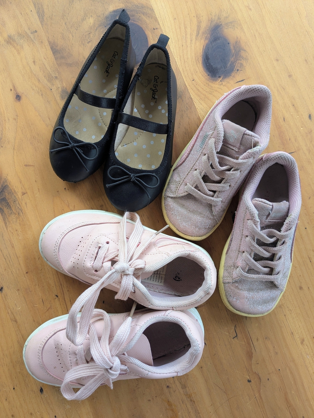 ✨ ADORABLE TODDLER GIRLS SHOE BUNDLE - 8C